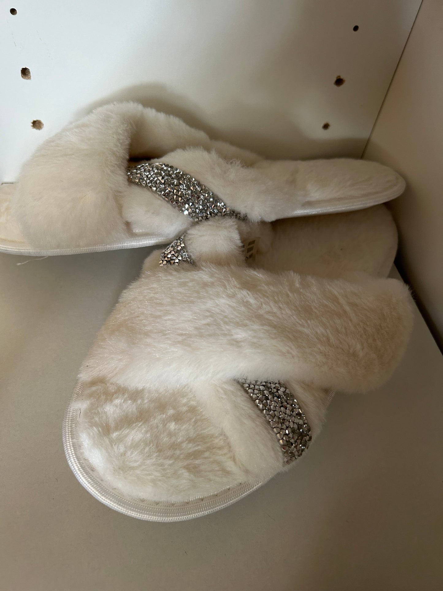 Ladies cream embellished slippers