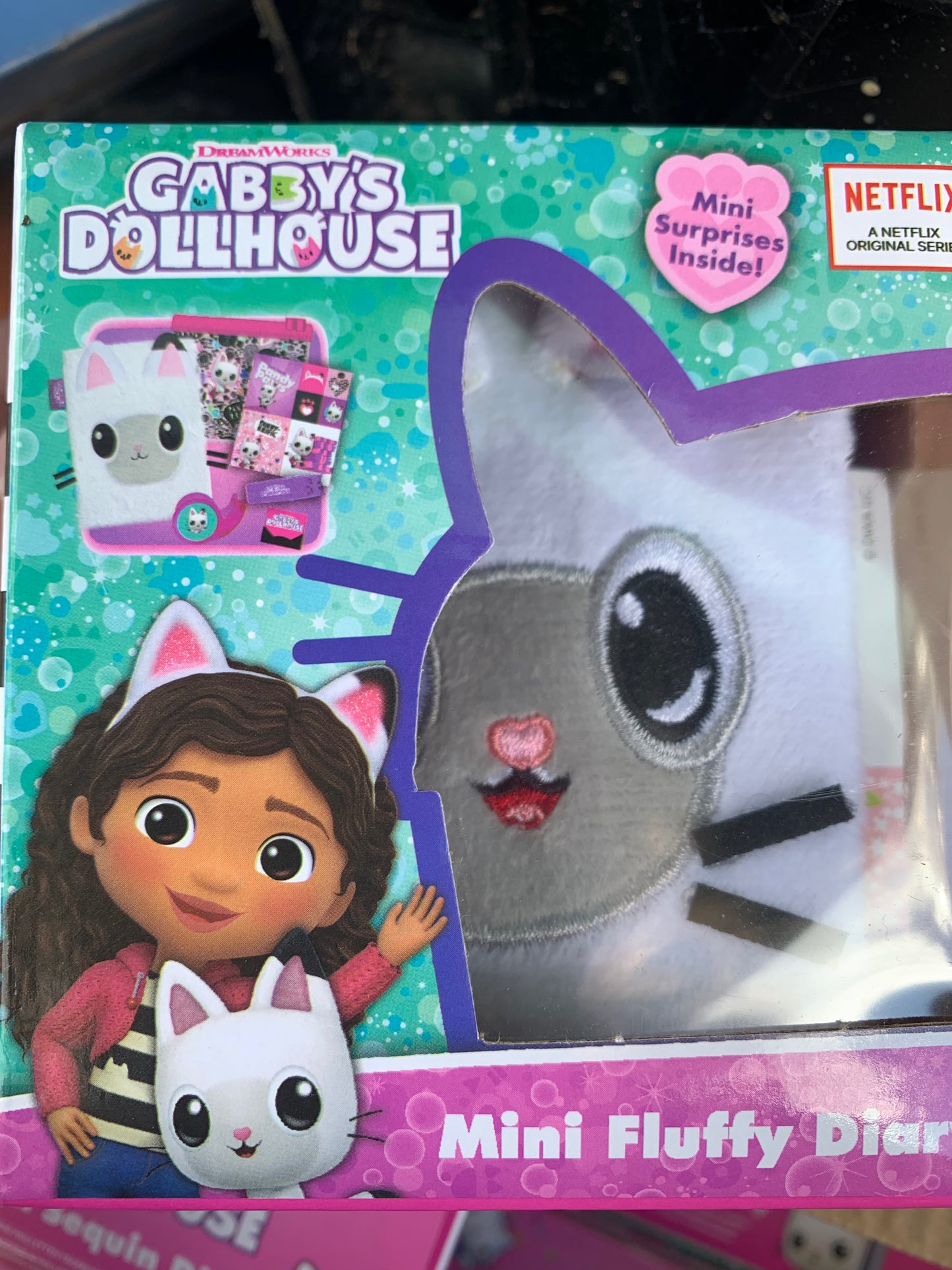 GABBYS DOLLHOUSE FLUFFY/SEQUIN/SQUISHY MINI DIARIES WITH SURPRISES