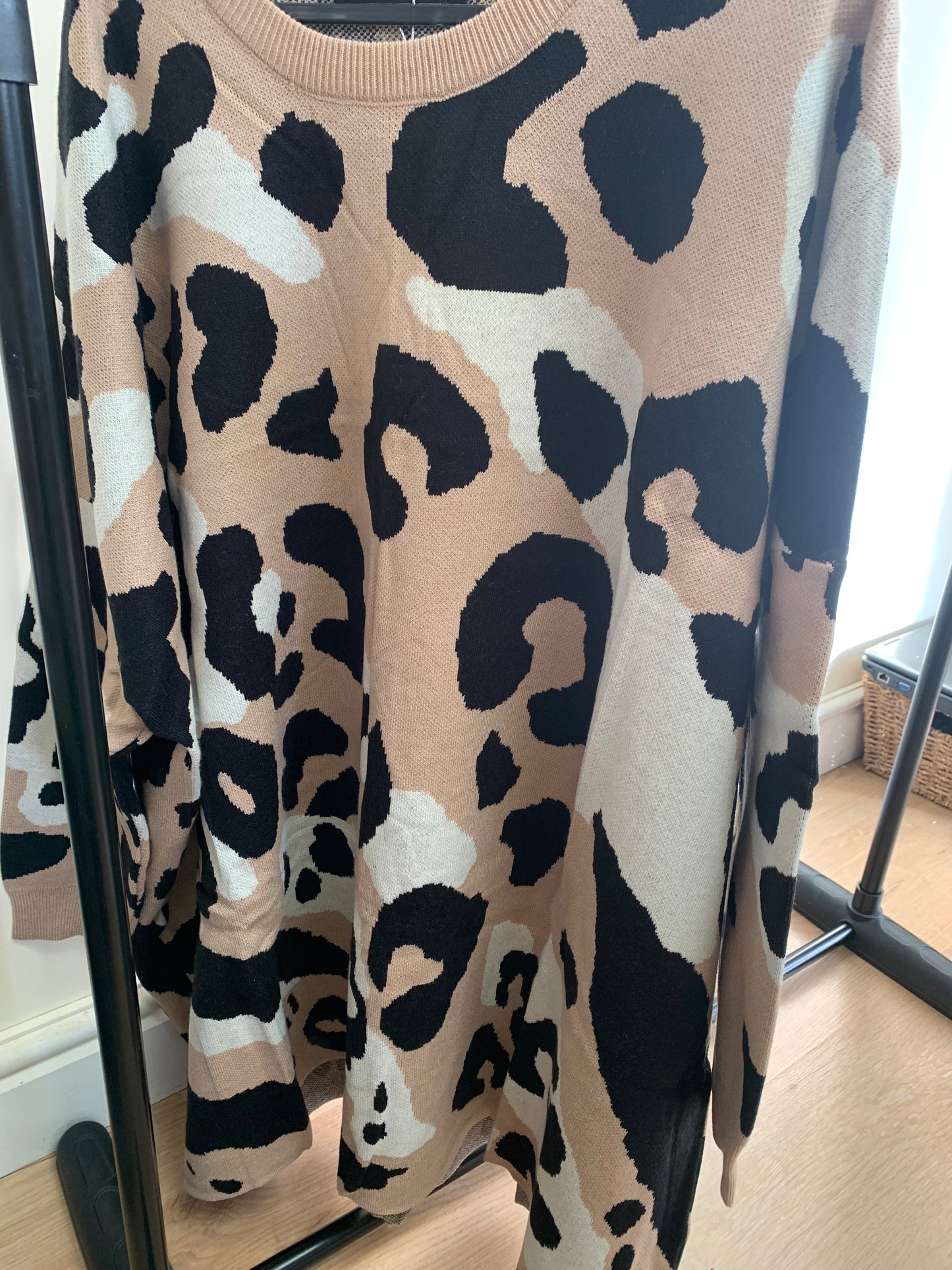 Ladies oversized leopard print jumper