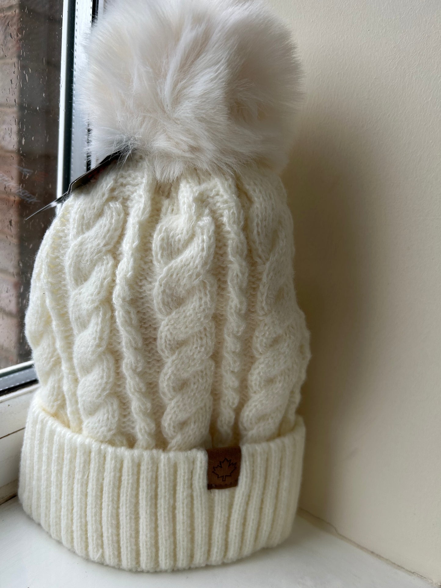 Ladies Thermal Lined Brushed Yarn Cable Kit Pom Pom Hat