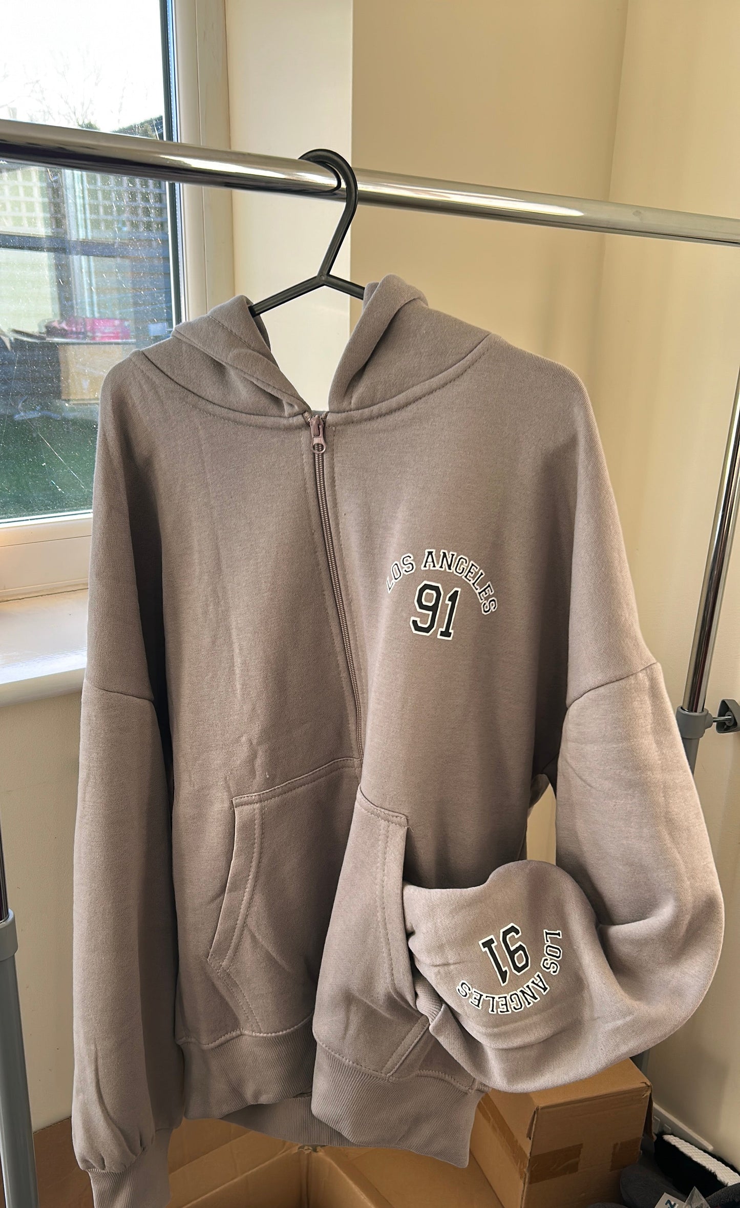 OVERSIZED DROP SHOULDER LOS ANGELES 91 ZIPPED HOODIE