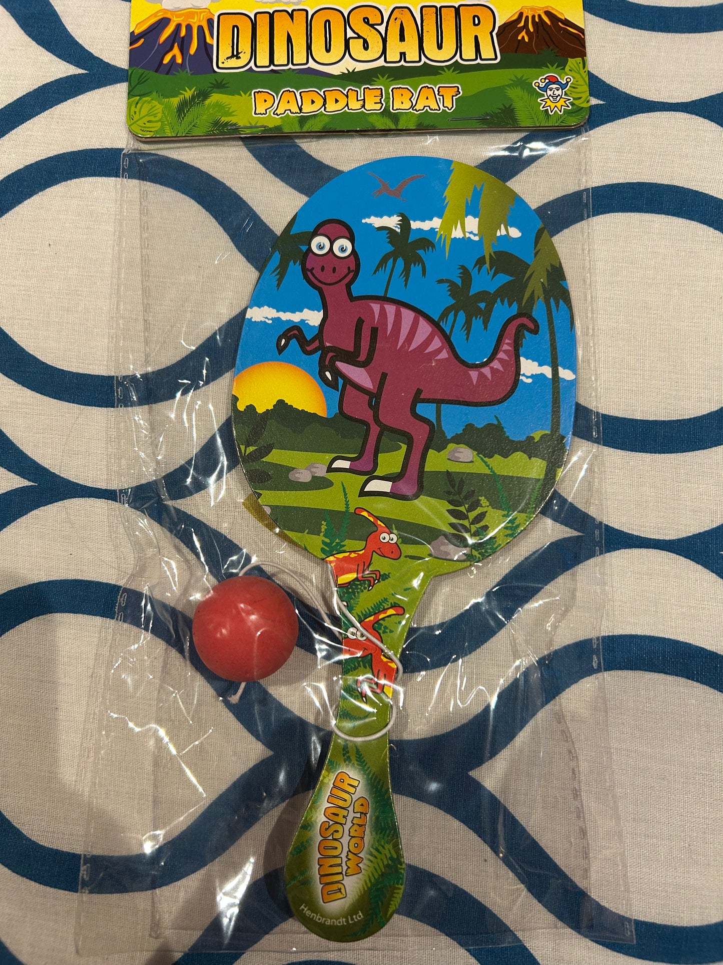 Dinosaur paddle bat